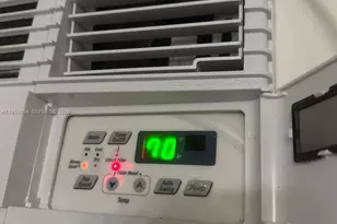 2716 NE 30th Pl, Fort Lauderdale, FL 33306 - Photo 5