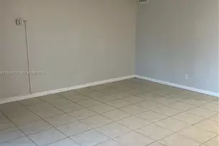 2716 NE 30th Pl, Fort Lauderdale, FL 33306 - Photo 3