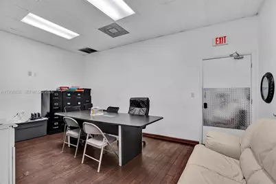 850 NW 12th Ter, Pompano Beach, FL 33069 - Photo 25