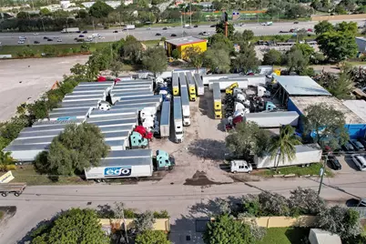 850 NW 12th Ter, Pompano Beach, FL 33069 - Photo 17