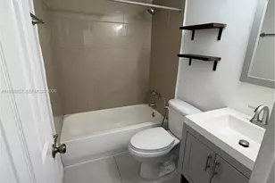 5199 NW 7th St, Miami, FL 33126 - Photo 3