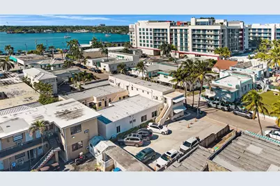 320 New York St, Hollywood, FL 33019 - Photo 33