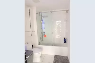 151 SE 1st St #3010, Miami, FL 33131 - Photo 11