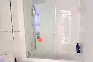 151 SE 1st St, Miami, FL 33131 - Photo 11