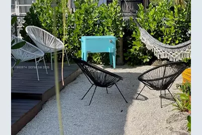 13654 NE 20th Pl, North Miami Beach, FL 33181 - Photo 31