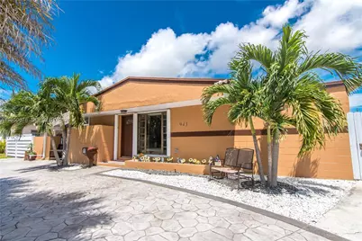 943 W 64th Pl, Hialeah, FL 33012 - Photo 1