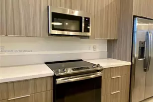 10455 NW 82nd St, Doral, FL 33178 - Photo 17