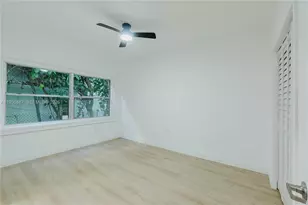 1555 Pennsylvania Ave, Miami Beach, FL 33139 - Photo 9