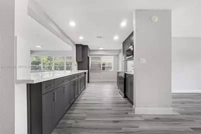 3303 NW 37th Ave #3303, Lauderdale Lakes, FL 33309 - Photo 7