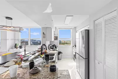 19501 W Country Club Dr #1904, Aventura, FL 33180 - Photo 1