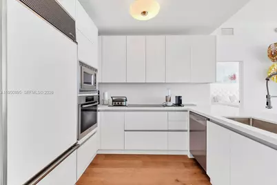 6799 Collins Ave #412, Miami Beach, FL 33141 - Photo 5