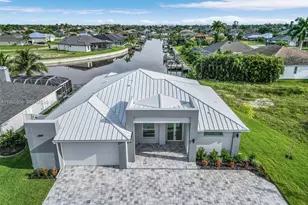 2207 SW 32th St, Cape Coral, FL 33914 - Photo 29