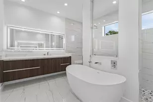 2207 SW 32th St, Cape Coral, FL 33914 - Photo 13