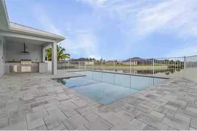 2207 SW 32th St, Cape Coral, FL 33914 - Photo 27