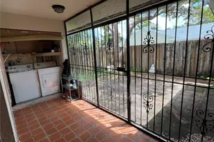 809 NE 214th Ln, Miami, FL 33179 - Photo 7