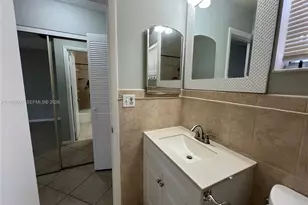 809 NE 214th Ln, Miami, FL 33179 - Photo 13