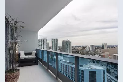 200 Biscayne Boulevard Way #3209, Miami, FL 33131 - Photo 5