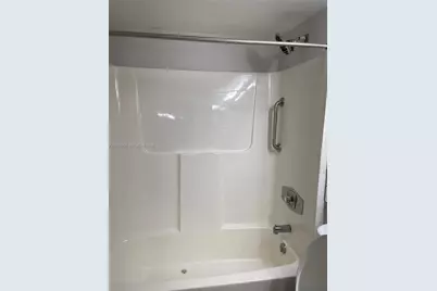 2121 Collier Ave #215, Fort Myers, FL 33901 - Photo 5