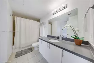 90 SW 3rd St, Miami, FL 33130 - Photo 9