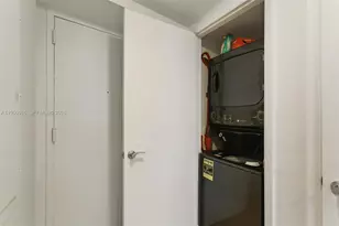 1800 S Ocean Dr, Hallandale Beach, FL 33009 - Photo 23