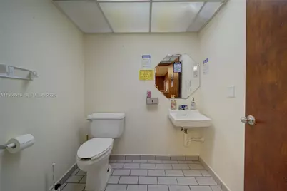 330 W 9th St, Hialeah, FL 33010 - Photo 13