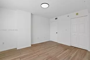 2475 NW 16th St Rd, Miami, FL 33125 - Photo 17