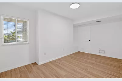 2475 NW 16th St Rd #310, Miami, FL 33125 - Photo 13