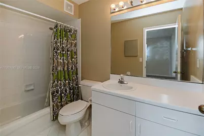 3740 San Simeon Cir #3740, Weston, FL 33331 - Photo 13