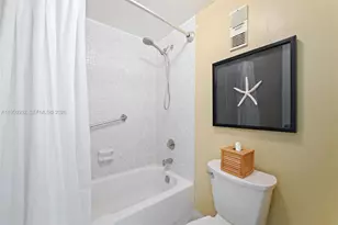 9273 Collins Ave, Surfside, FL 33154 - Photo 19