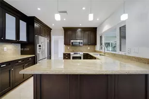 6931 Loch Ness Dr, Miami Lakes, FL 33014 - Photo 13