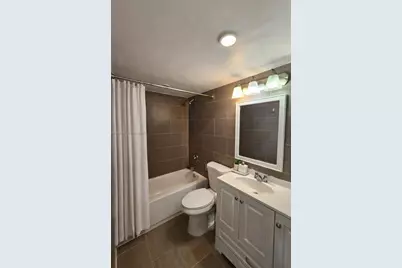 1228 West Ave #909, Miami Beach, FL 33139 - Photo 7