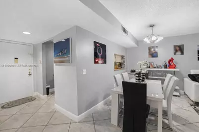 8415 SW 107th Ave #323W, Miami, FL 33173 - Photo 3