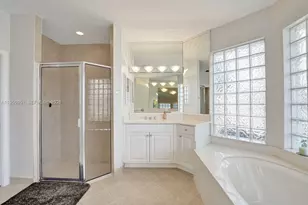 2533 Eagle Run Cir, Weston, FL 33327 - Photo 71