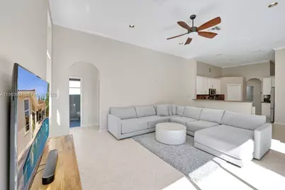 2533 Eagle Run Cir, Weston, FL 33327 - Photo 79