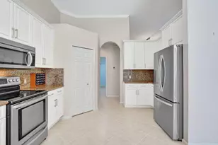 2533 Eagle Run Cir, Weston, FL 33327 - Photo 45