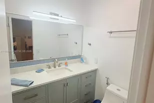 927 NW 106th Ave Cir, Miami, FL 33172 - Photo 11