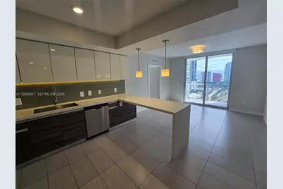 117 SW 10th Street #2209, Miami, FL 33130 - Photo 11