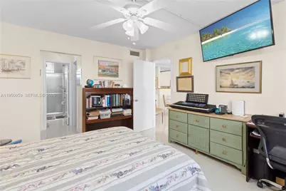 2930 Point East Dr #E-407, Aventura, FL 33160 - Photo 15