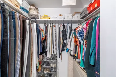 2930 Point East Dr #E-407, Aventura, FL 33160 - Photo 23