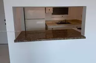 4495 NW 9th St, Miami, FL 33126 - Photo 13