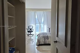 4000 Island Blvd, Aventura, FL 33160 - Photo 35