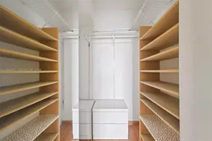 20505 E Country Club Dr, Aventura, FL 33180 - Photo 11