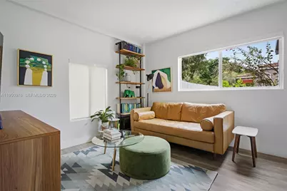 565 South Dr, Miami Springs, FL 33166 - Photo 23