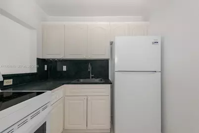 1441 Lincoln Rd #411, Miami Beach, FL 33139 - Photo 17