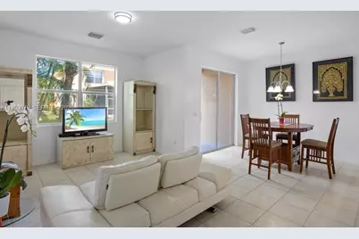 419 Rainbow Springs Ter, Royal Palm Beach, FL 33411 - Photo 11