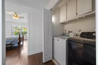 419 Rainbow Springs Ter, Royal Palm Beach, FL 33411 - Photo 21