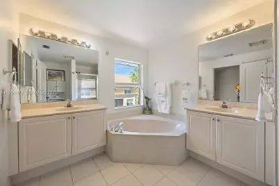 419 Rainbow Springs Ter, Royal Palm Beach, FL 33411 - Photo 19