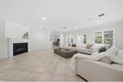 6801 SW 126th Ter, Pinecrest, FL 33156 - Photo 9