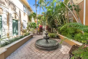 2945 NE 185th St, Aventura, FL 33180 - Photo 1