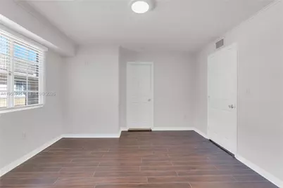 2945 NE 185th St #1402, Aventura, FL 33180 - Photo 19